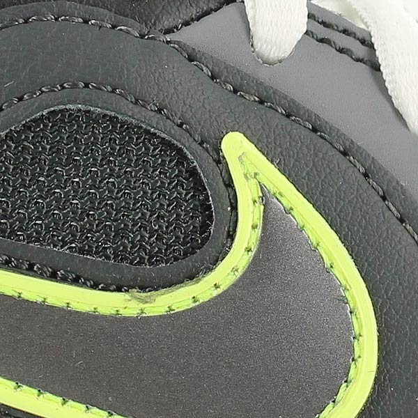 Купить Детские баскетбольные кроссовки Nike Team Hustle D 6 | 599187-005 в Москве или заказать доставку на Slamdunk.su